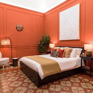 Camera grande con letto king size